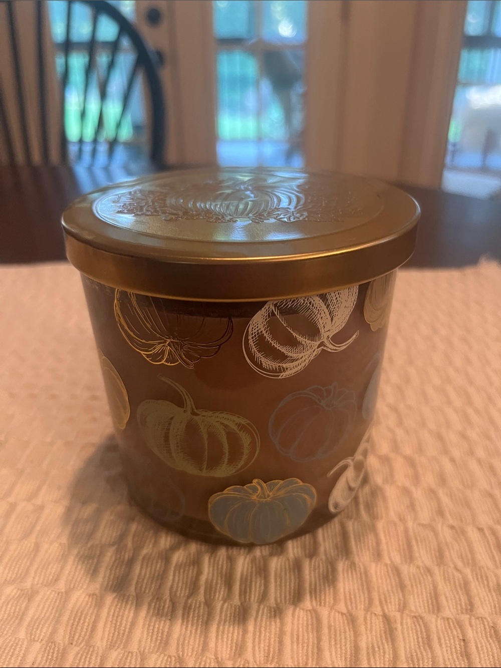 Pumpkin Glass Candle Jar - Seasonal Decorative Candle. Cinnamon pumpkin scent.